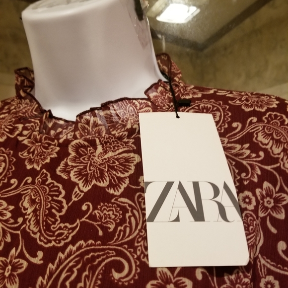 NWT size S, Zara dark red floral printed belted dress - Picture 9 of 9